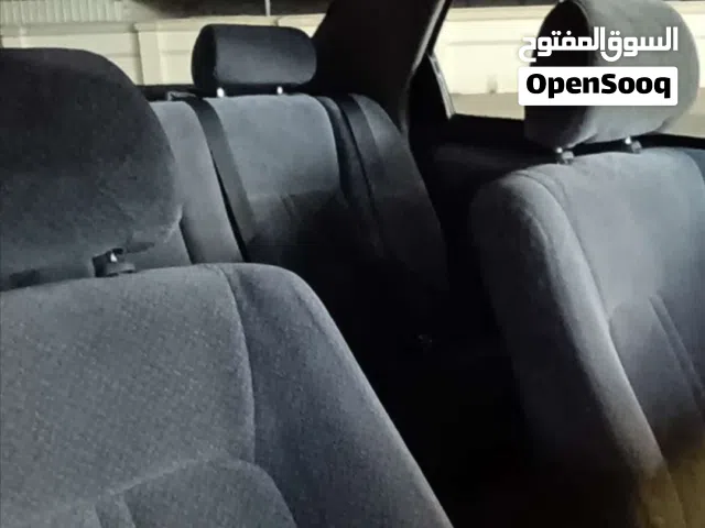 2000 تويوتا كامري LE