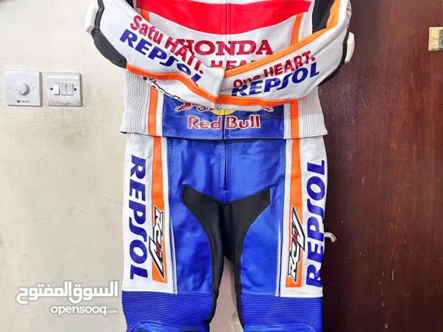 Brand new sports bike full set 99.9% original leather jacket