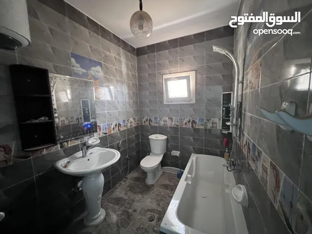 360 m2 More than 6 bedrooms Villa for Rent in Benghazi Al-Salam