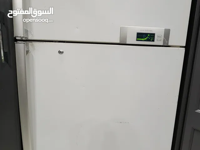 ثلاجة LG ..ال جي تجميع كوري سعة 640 ليتر و شاشة ديجيتال بحالة ممتازة