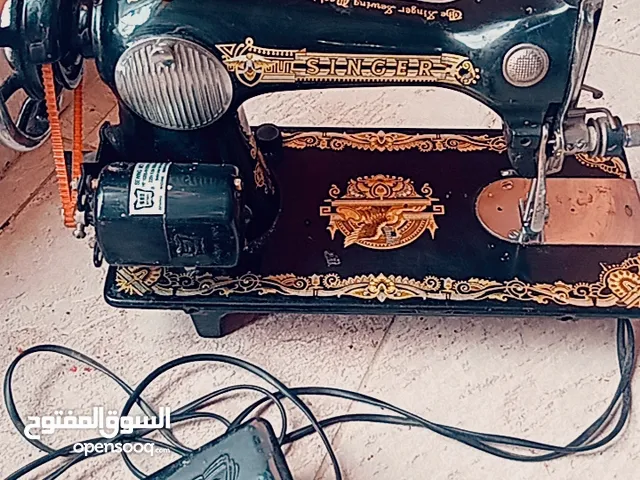 ماكينة درزة فراشة شغالة 100%مع ماتورها للبيع بسعر مغري