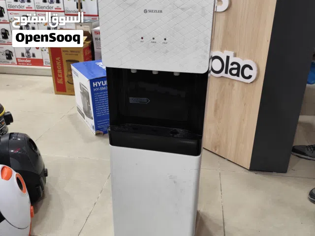 عرض نااار على كولر سيزلر ستاند ابيض واسود نخب اول كفالة سنه من تاريخ الشراء