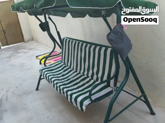مرجوحة خارجية مناسبة للحديقة أو السطح، مريحة جداً وقوية.