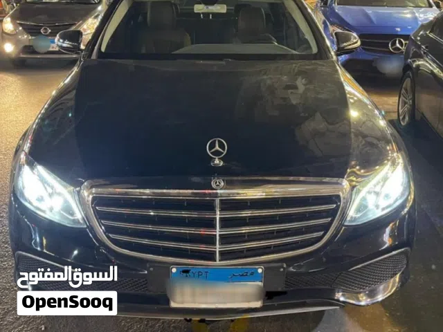 2018 مرسيدس بنز الفئة-E E 200