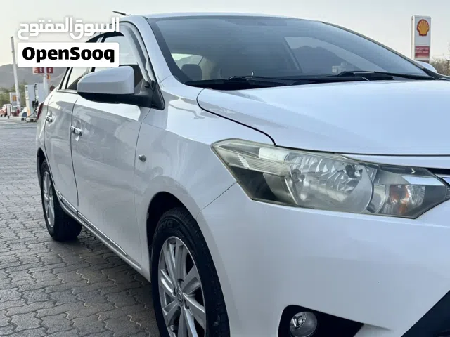 2016 Toyota Yaris E
