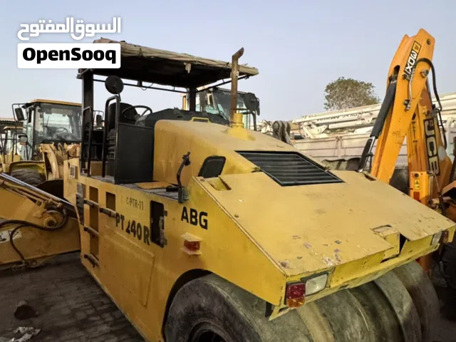 للبيع مدحلة إطارات ABG PT 240 R بحالة جيدة جداً المعدة معروفة بقوتها وكفاءتها العالية تواصل معنا