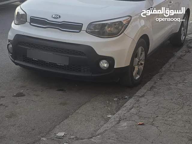 كيا سول 2018 حادثه فقط دعاميه امامي بدون ايرباك ماشيه 44لف نضيفه كلش محرك1600 محرك كير كفاله صدر جد