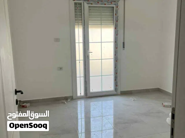 شقه للبيع طابق الثالث