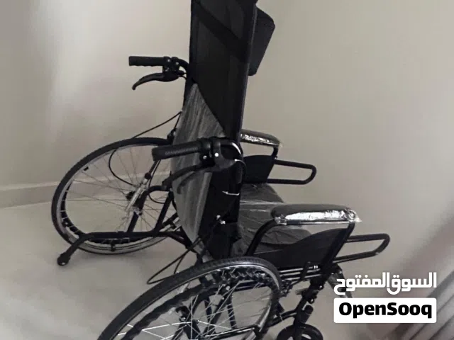 كرسي لذوي الإحتياجات الخاصه