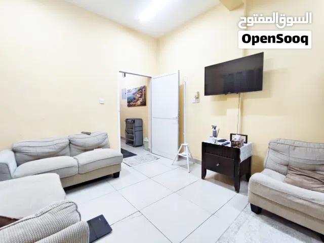 Large, fully furnished studio apartment for  monthly rent استوديو مفروش للايجار الشهري
