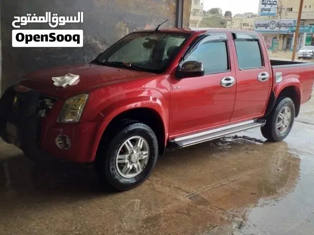 2011 ايسوزو D-ماكس LS