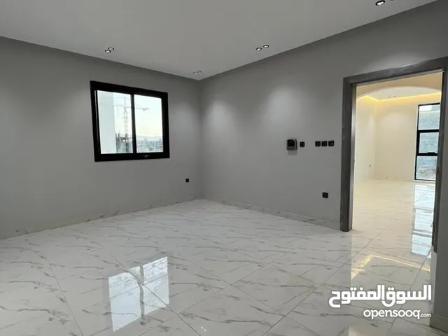 230 m2 More than 6 bedrooms Apartments for Rent in Al Madinah Alaaziziyah