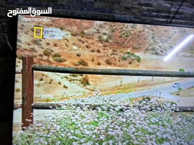 شاشه سامسونج فل hd استخدام بسيط جدا للبيع لا يوجد فيها اي نوع من المشاكل للبيع سامسونج