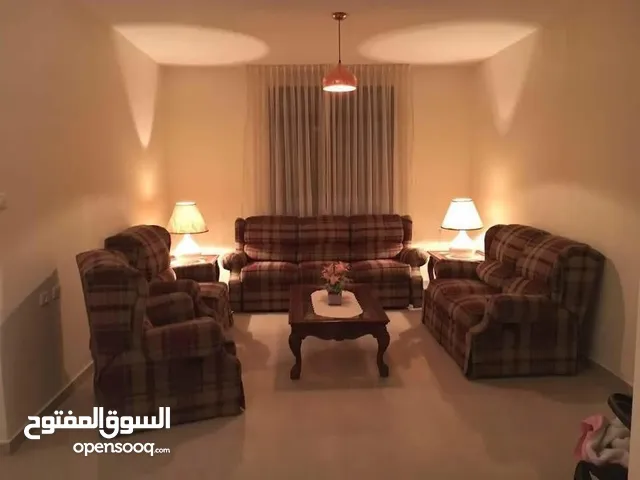 180 m2 3 Bedrooms Apartments for Rent in Ramallah and Al-Bireh Ein Munjid