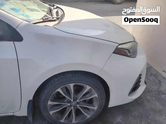 تويوتا كورولا 2017 وارد أمريكي صالون  ممتازة