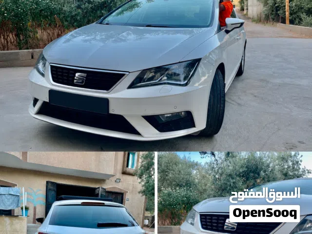 2017 سيات ليون Standard