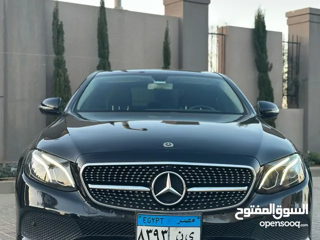 مرسيدس E200 للايجار