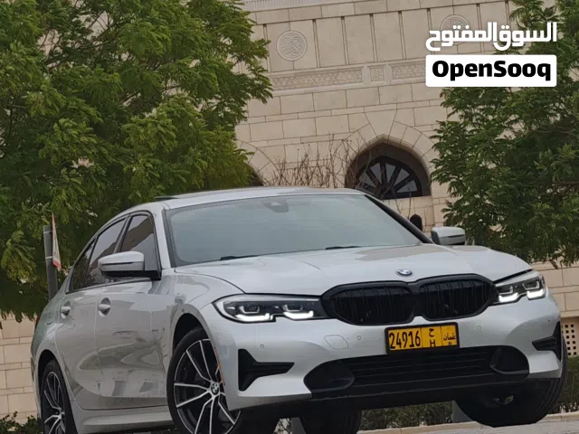 BMW 330I 2019 قمة في النظافة وممشى بسيط