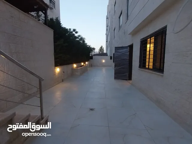 خلدا 170م مع ترأس واسع 120م بسعر مغري