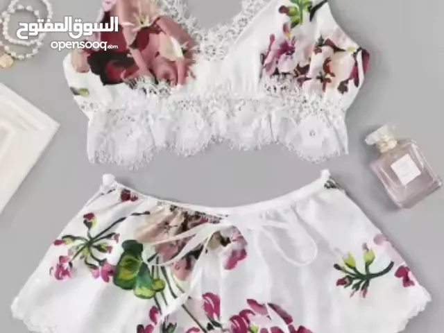 ملابس  انيقه