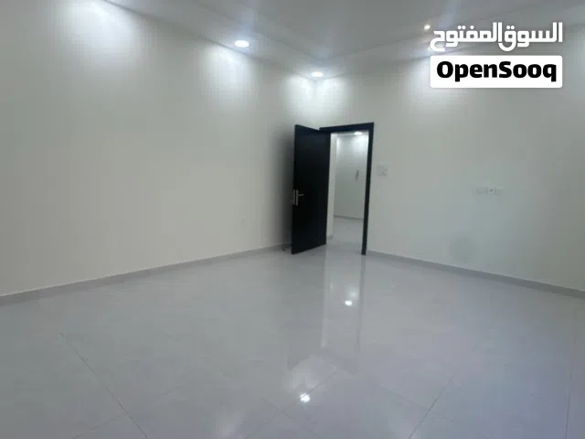 STUDIO FOR RENT IN HAMAD TOWN ROUND 13 WITH ELECTRICITY