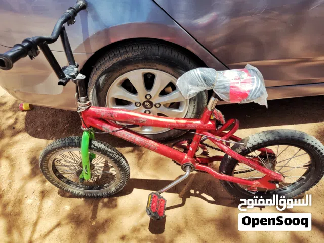 عجلتين وحدة مقاس 16 ومقاس 28