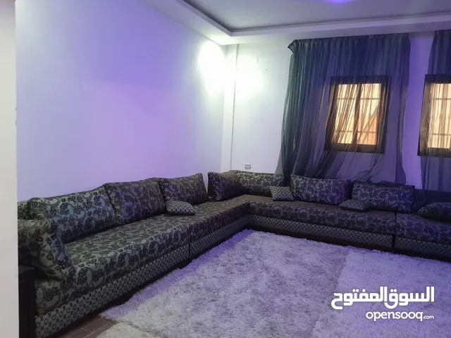 200 m2 More than 6 bedrooms Townhouse for Rent in Tripoli Arada