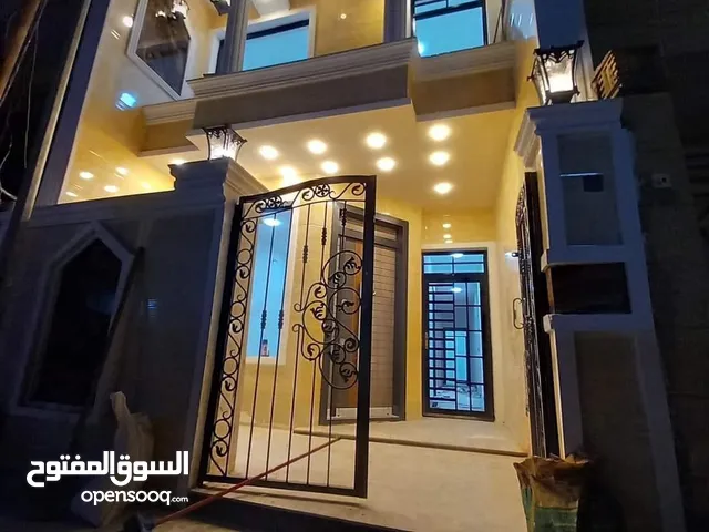 100m2 3 Bedrooms Townhouse for Sale in Baghdad Ghadeer