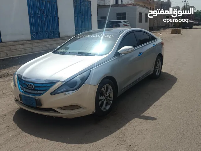 Hyundai Sonata 2013 in Aden