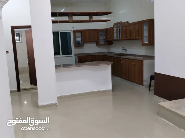 125 m2 4 Bedrooms Apartments for Rent in Amman Al Qwaismeh