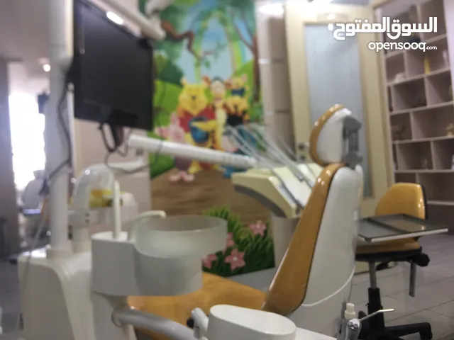 عيادات لطب  الأسنان ضمن مركز  للضمان السنوي