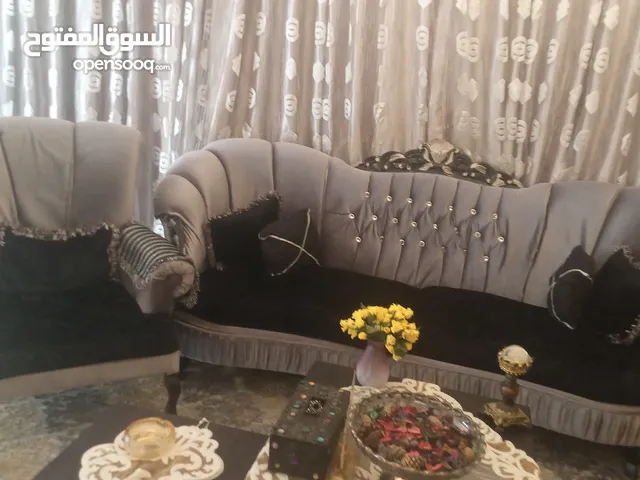طقم كنب 7 مقاعد للبيع
