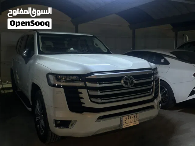 2022 تويوتا لاند كروزر VX