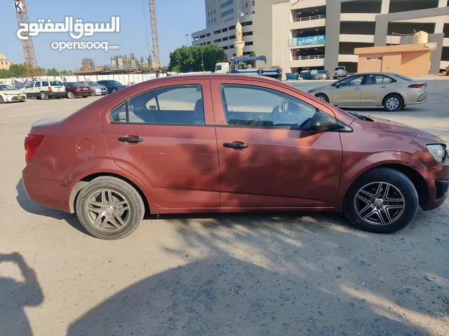 Chevrolet Sonic 2012, Bronze Color