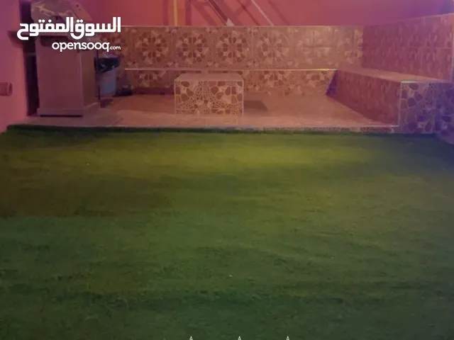 2 Bedrooms Chalet for Rent in Al Jahra Kabd