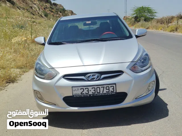 2015 هيونداي اكسنت GL