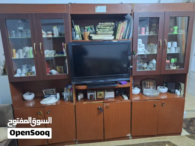 بوفية سفرة خشب لاتية نوعها ممتاز من البوفيهات القديمة