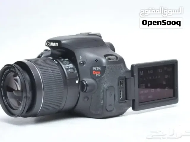 كاميرا كانون canon eos t3i مع 20 عدسة 4 فلاشات و ستديو جديد