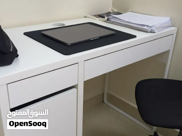 طاوله مكتب