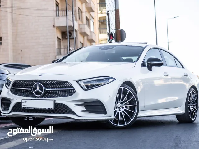 Mercedes Cls350 2020 Mild hybrid Amg kit Night Package السيارة وارد الشركة و بحالة ممتازة جدا
