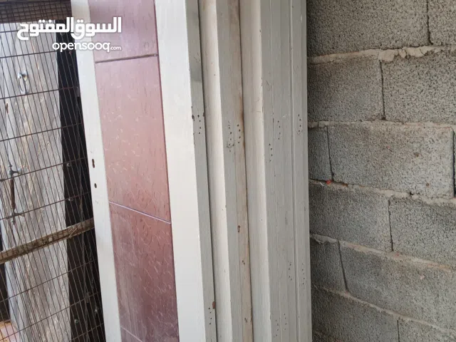 ابواب وأشياء أخرى للبيع