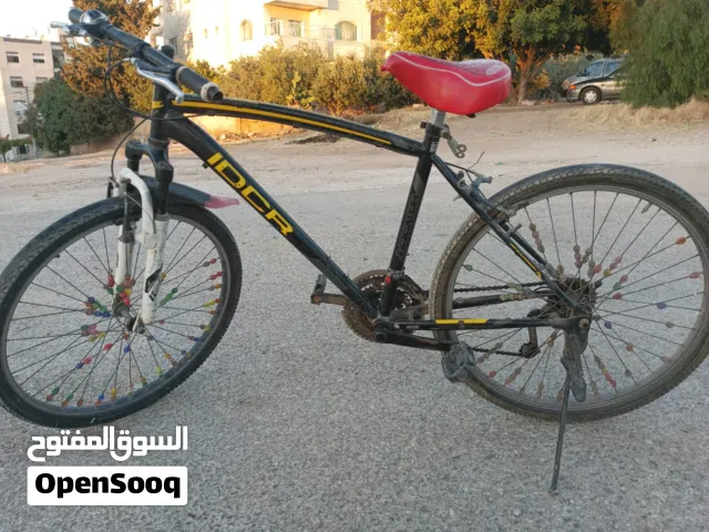 دراجة هوائية امريكية بسعر مغري جنط 26  للساباقات