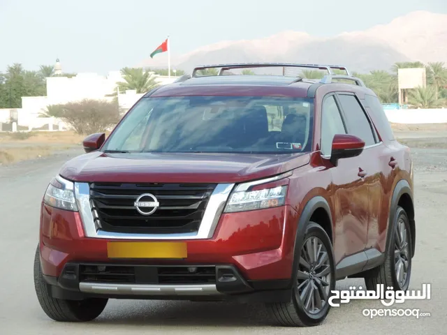 Used Nissan Pathfinder in Muscat