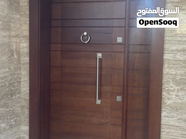 فيلا على شارعين
