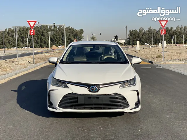 عرض مميز - 690 درهم شهريا بدون دفعة أولي - تويوتا كرولا هايبرد - موديل 2020 - خليجي (S#)