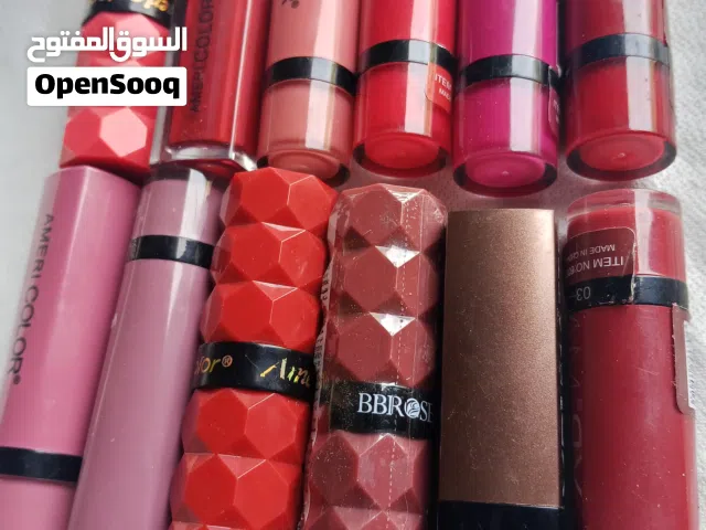 ألوان حمر تجنن من متجر ملاي