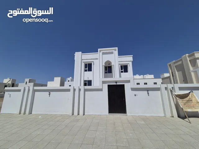 600 m2 4 Bedrooms Villa for Sale in Al Batinah Barka