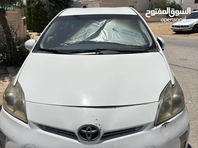 Used Toyota Prius in Amman