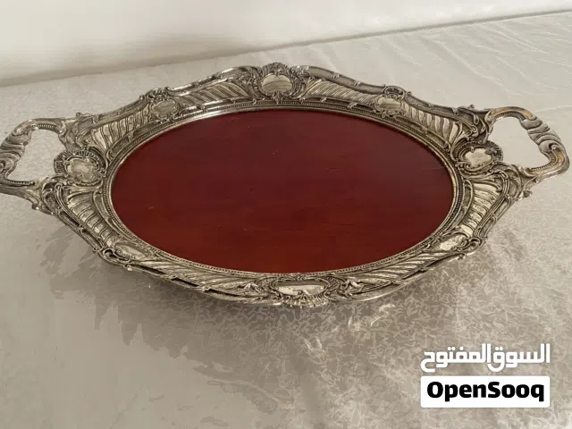 صينيه تقديم فخمه ( انتيك) vintage عمرها اكثر من 70 سنه