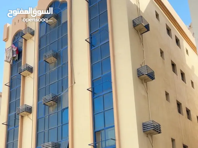 شقه الايجار غرفتين وصاله حمام ومطبخ